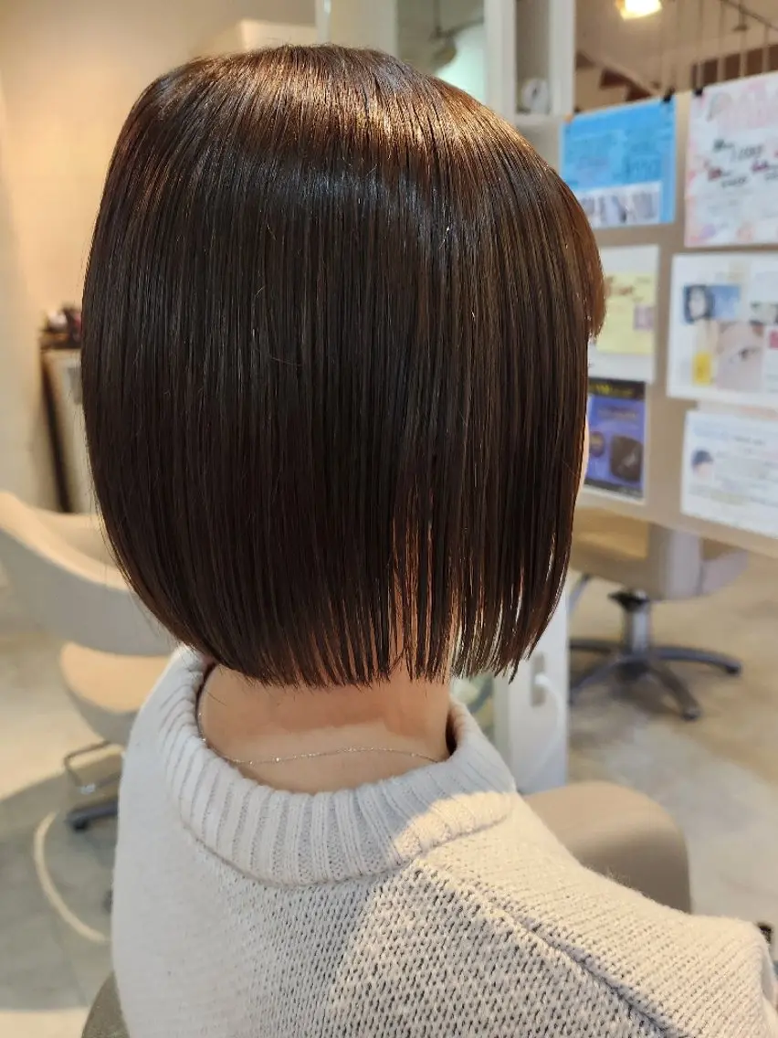 ショート ボブ カット ヘアカラー 浦川 敬太のヘアスタイル