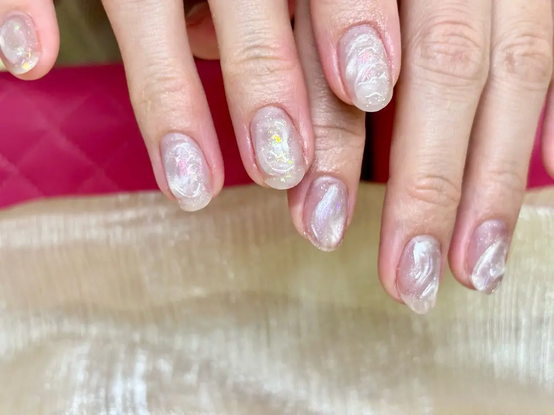 ネイル オーロラネイル マグネットネイル ニュアンスネイル ハンドネイル ハンドケア ETE LUNA NAILのネイルデザイン