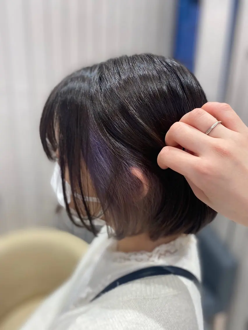 ショート ヘアカラー 🩰 艶髪美髪 shiori🫧のヘアスタイル