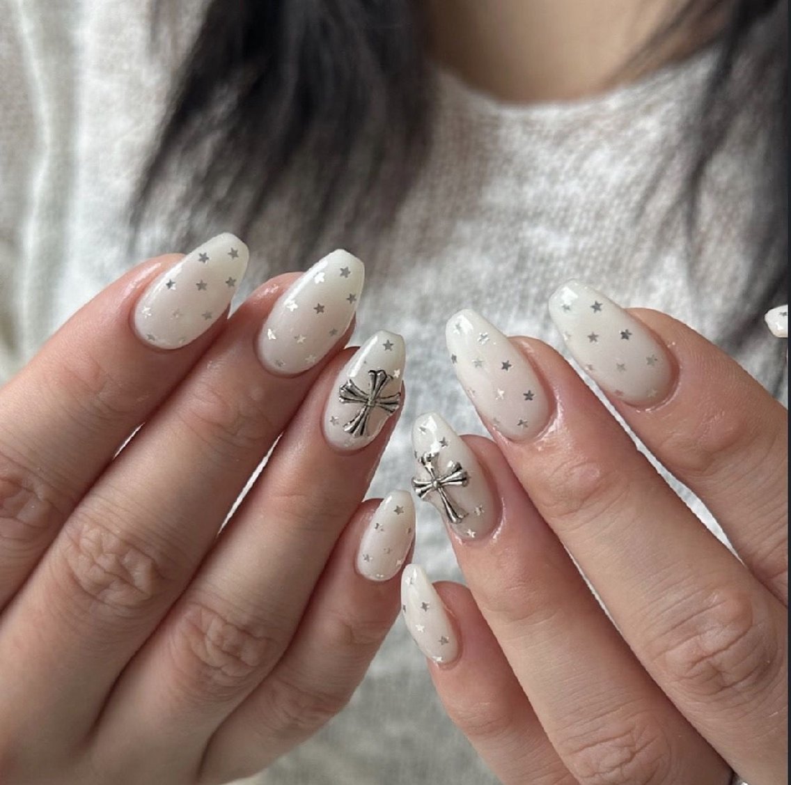 ネイル オーロラネイル 氷ネイル・うるうるネイル 韓国ネイル 水色 夏ネイル ハンドネイル kirakime nailのネイルデザイン