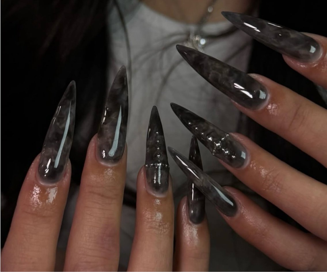 ネイル ハンドネイル NiJi Nailsのネイルデザイン