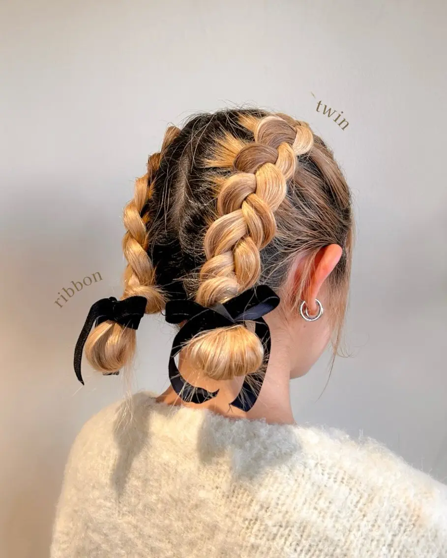 ヘアアレンジ Miku 🦔 / ヘアセットのヘアスタイル