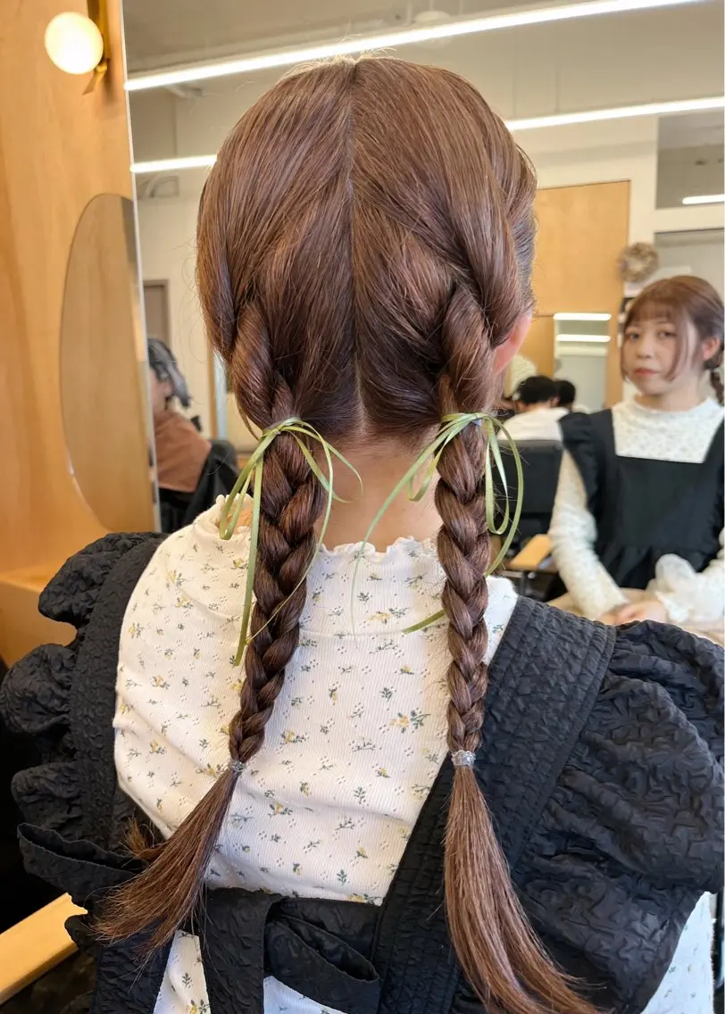 ロング カラー ヘアアレンジ ベージュカラー ブリーチ カット ヘアカラー 西山 紗耶香🪽 透明感カラー/ボブのヘアスタイル