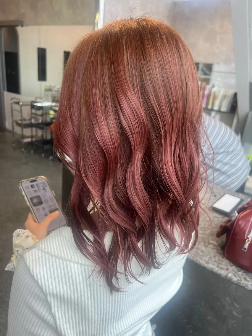 カラー ブリーチ ブラウンカラー ピンクカラー ヘアカラー 武田 瑞季のヘアスタイル