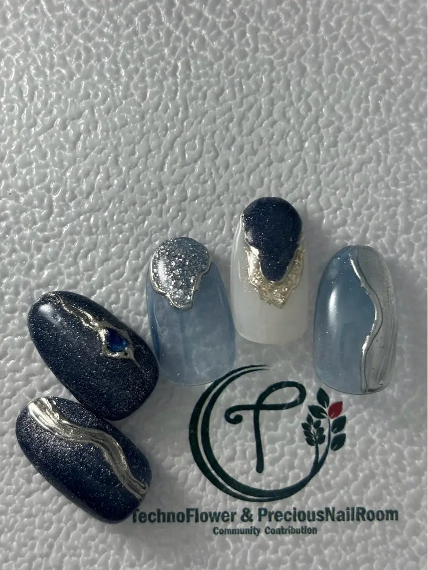 ネイル フラワーネイル precious nail roomのネイルデザイン