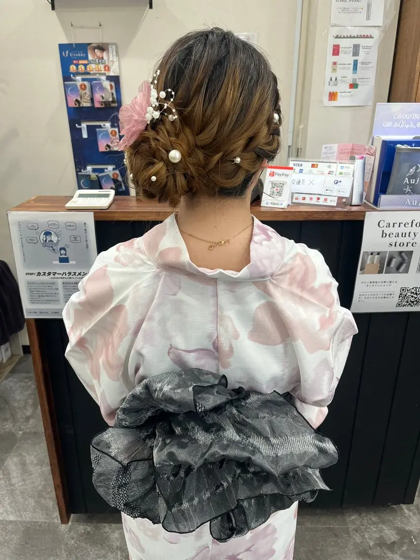 ロング ヘアアレンジ 籾木 美優のヘアスタイル