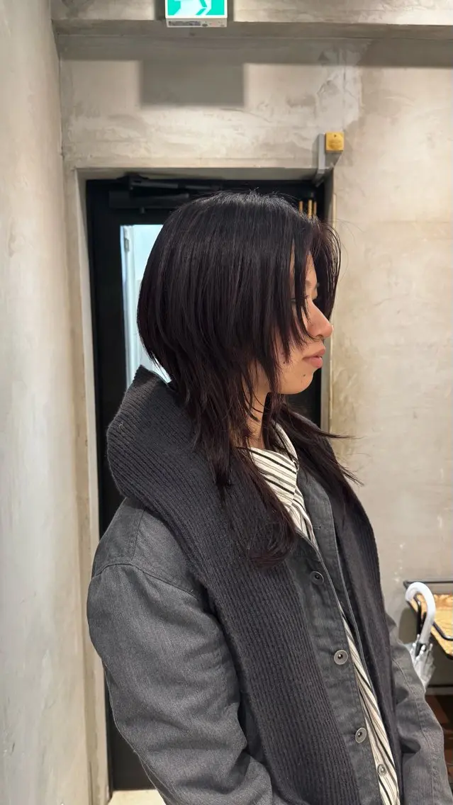 ミディアム レイヤーカット ウルフカット ウルフレイヤー カット ヘアカラー トリートメント ボブ/レイヤー/パー マ/新宿/KOKIのヘアスタイル