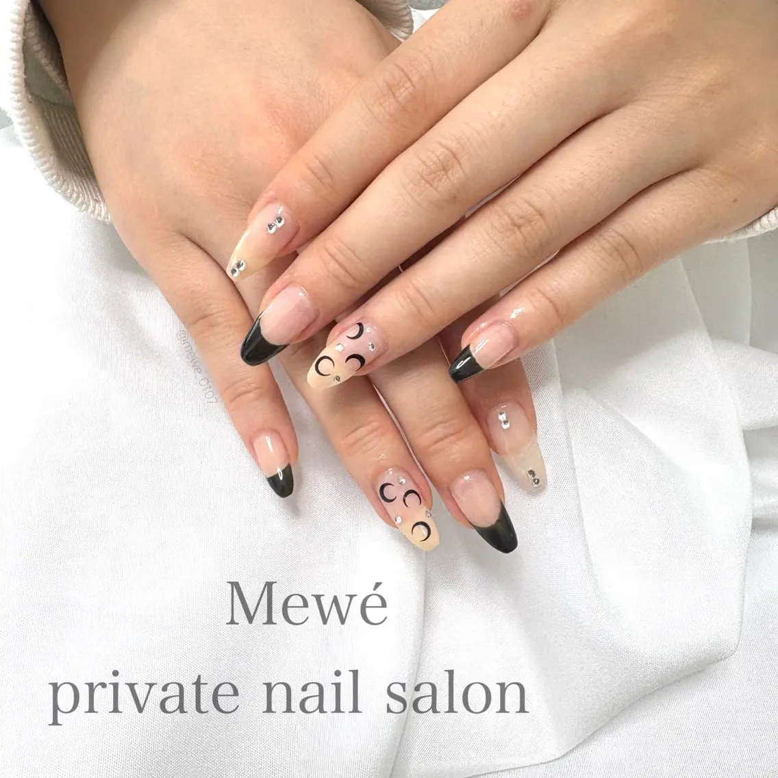 ネイル Mewé ayakaのネイルデザイン
