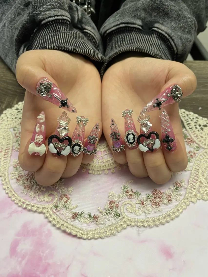 ネイル 成人式 ジェルネイル ネイルチップ ハンドネイル MoMoA Nail ネイル長さ出し専門店のネイルデザイン