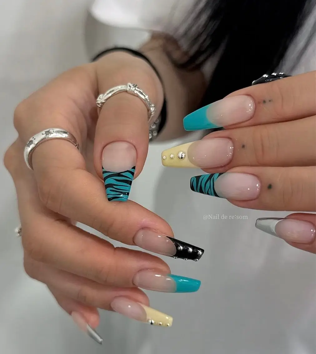 ネイル ハンドネイル HAPPI NAIL CALINのネイルデザイン