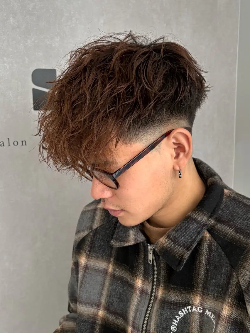 ショート パーマ メンズ 濱口 健慎のヘアスタイル