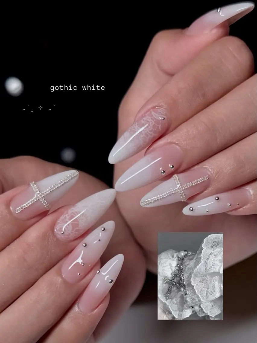 ネイル フレンチネイル キラキラネイル 韓国ネイル シンプルネイル ワンホンネイル ハンドネイル MEI Nailのネイルデザイン