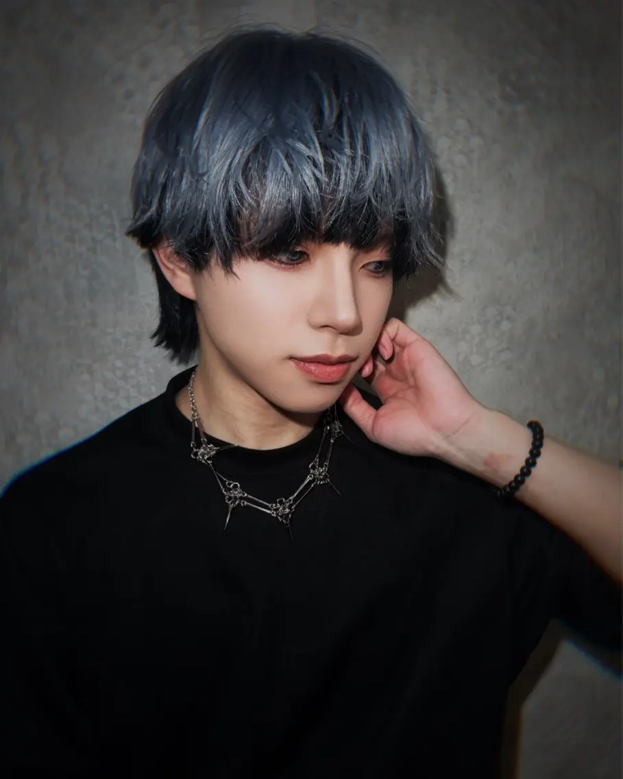 ショート カラー ブリーチ ケアブリーチ デザインカラー ハイトーンカラー カット ヘアカラー トリートメント ハイトーン/レイヤー しゅーたのヘアスタイル