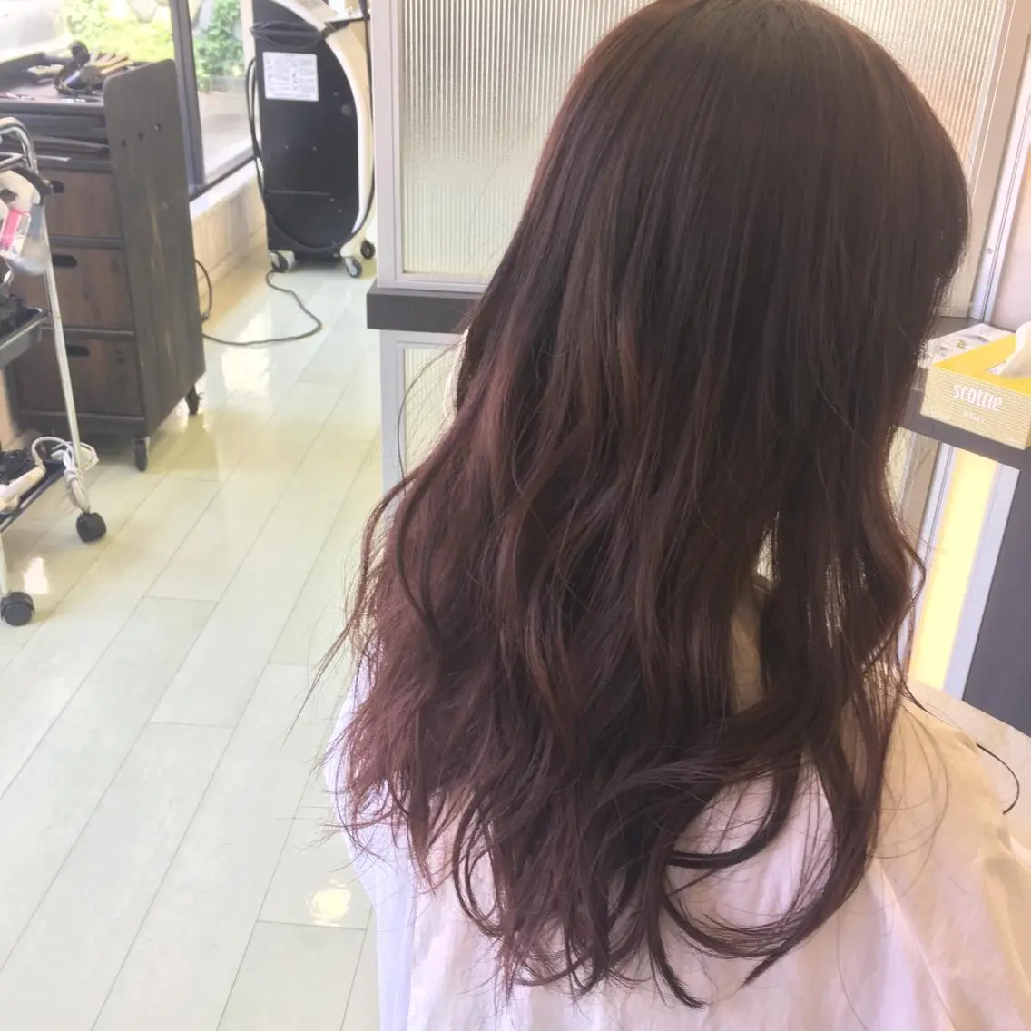 ロング カラー グラデーションカラー ピンクカラー Kaede .のヘアスタイル