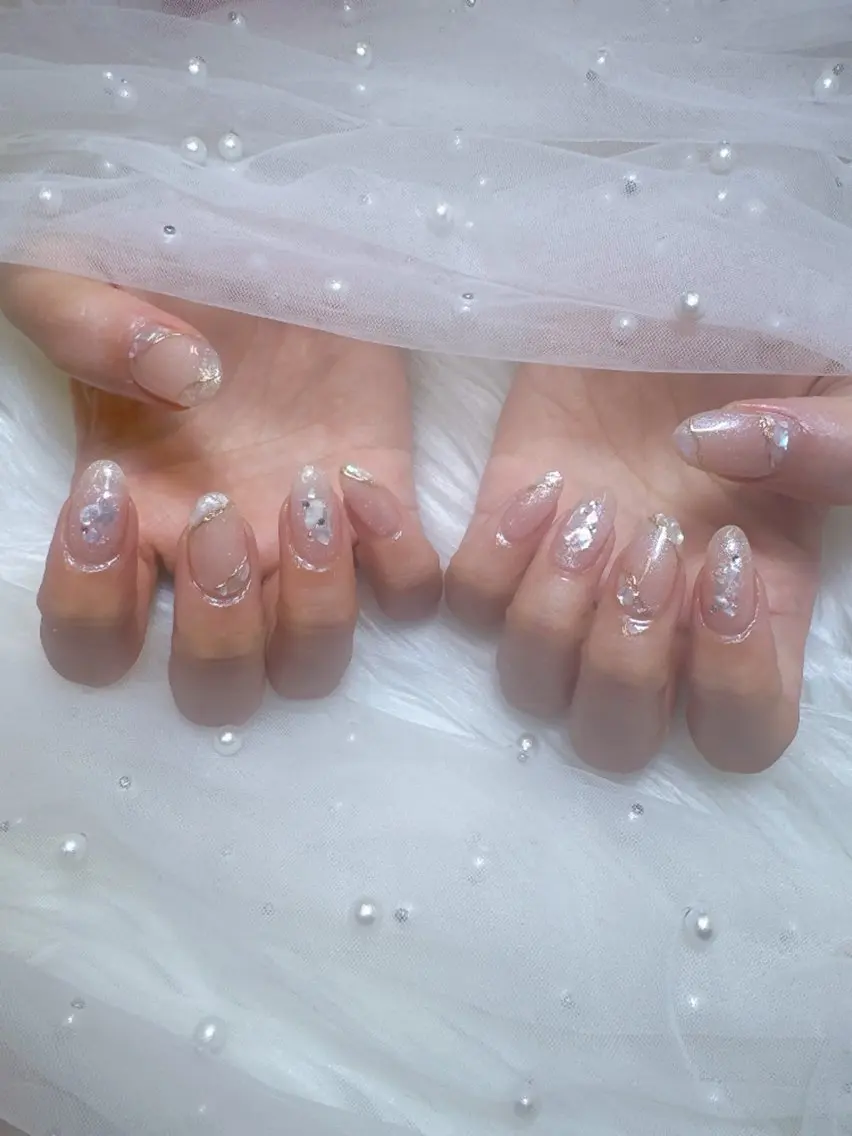 ネイル キラキラネイル 韓国ネイル 持ち込み ワンホンネイル Queeens nailのネイルデザイン