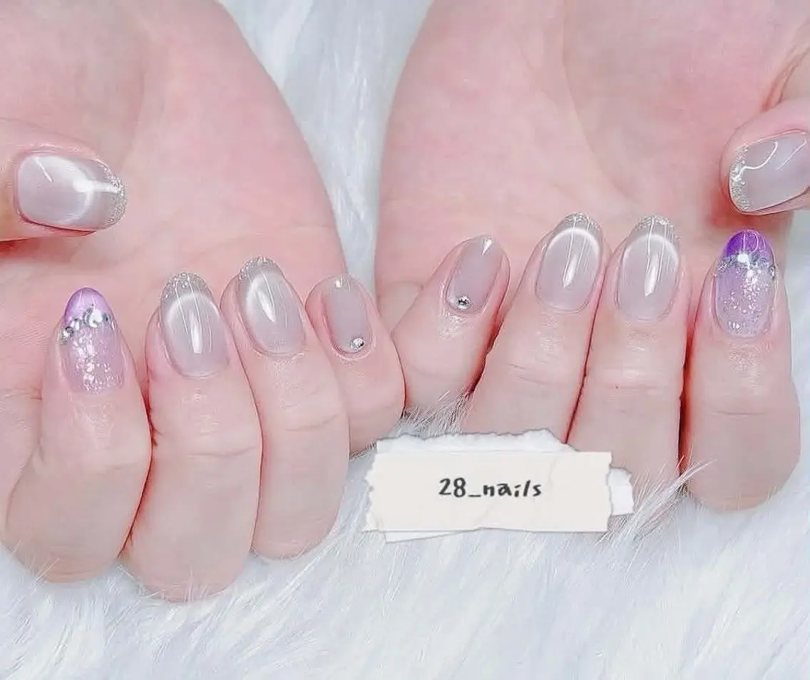 ミディアム ハンドネイル 28nails .thaoのネイルデザイン
