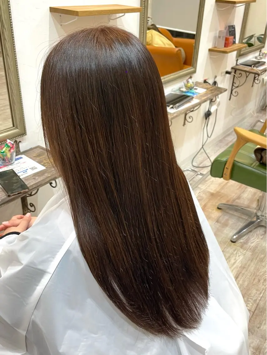 カラー 千葉 美咲のヘアスタイル