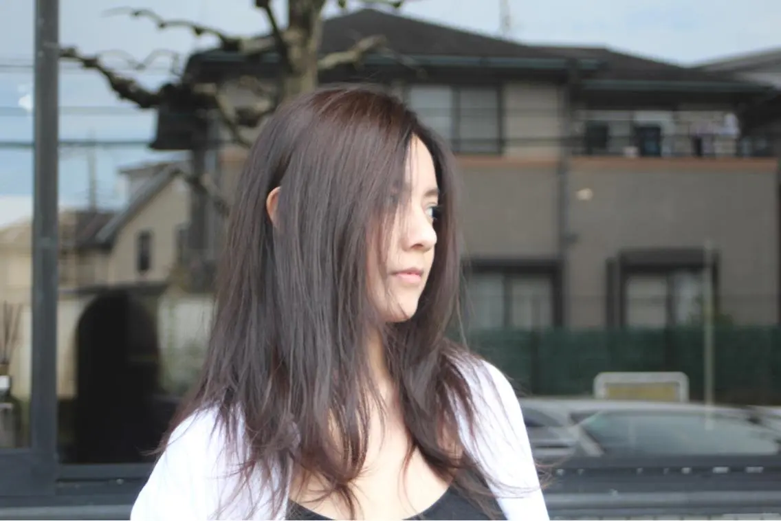 セミロング タカツド ユウキのヘアスタイル