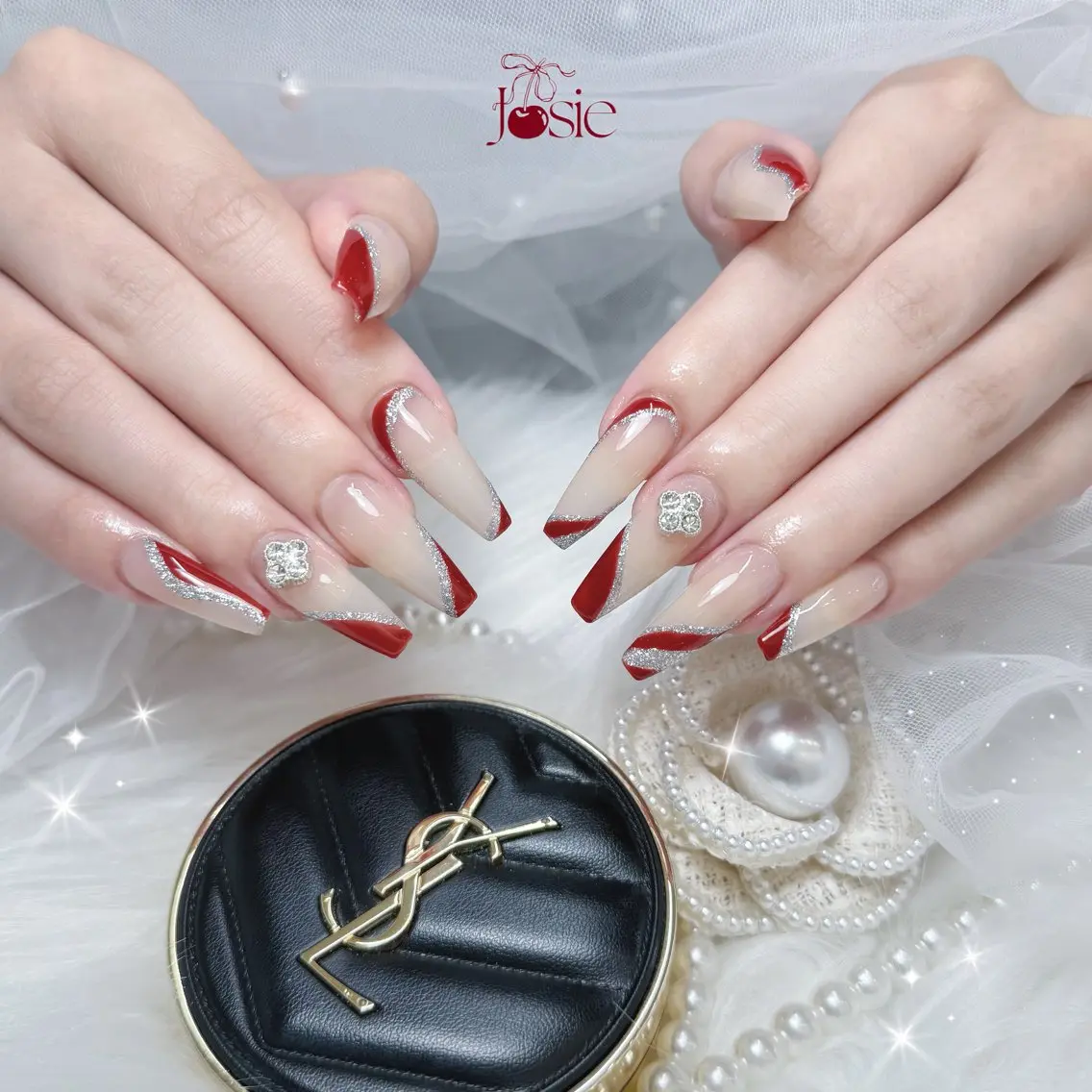 ネイル キラキラネイル 韓国ネイル 持ち込み ワンホンネイル ハンドネイル JOSIE nail studioのネイルデザイン