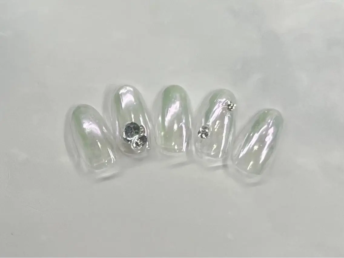 ネイル feminine nailのネイルデザイン