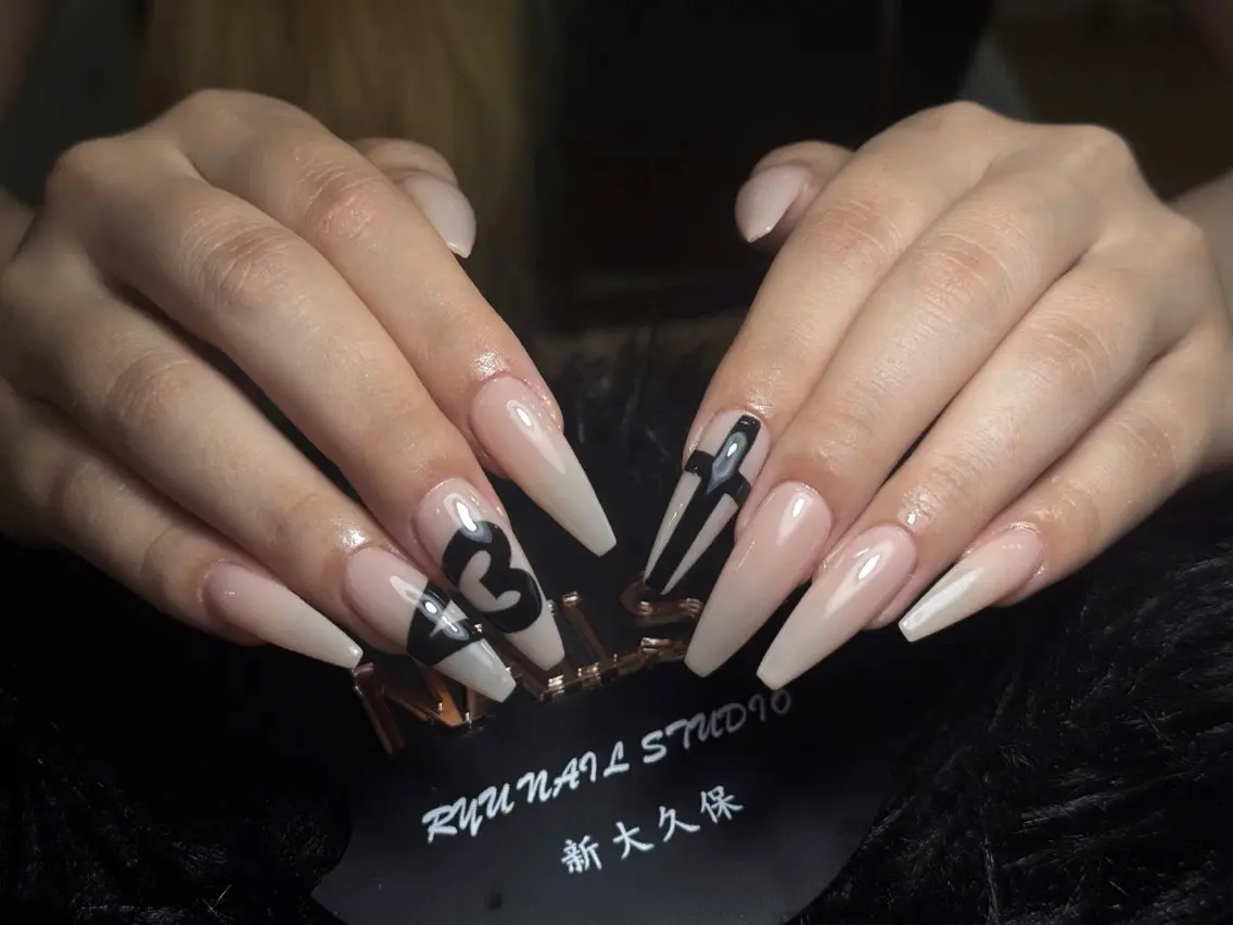 ネイル 韓国ネイル ワンホンネイル ハンドネイル Ryu Nail YukiChanのネイルデザイン