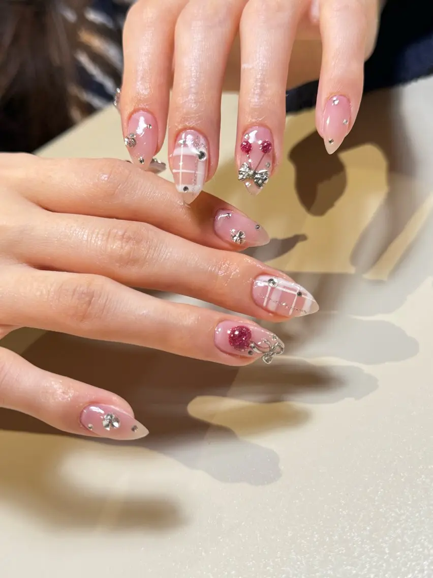 ネイル ハンドネイル shimizu yuuのネイルデザイン