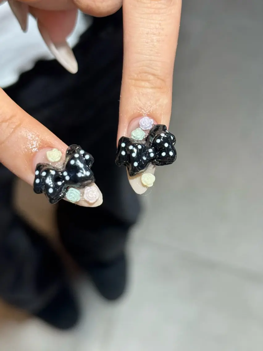 ネイル ハンドネイル 🍒 akariのネイルデザイン