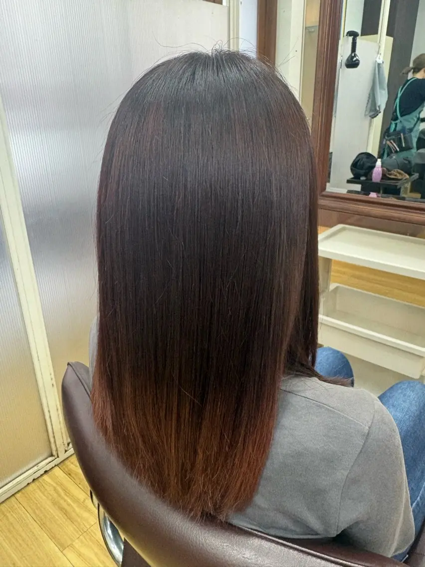 カラー ヘアカラー BREK MIWAのヘアスタイル