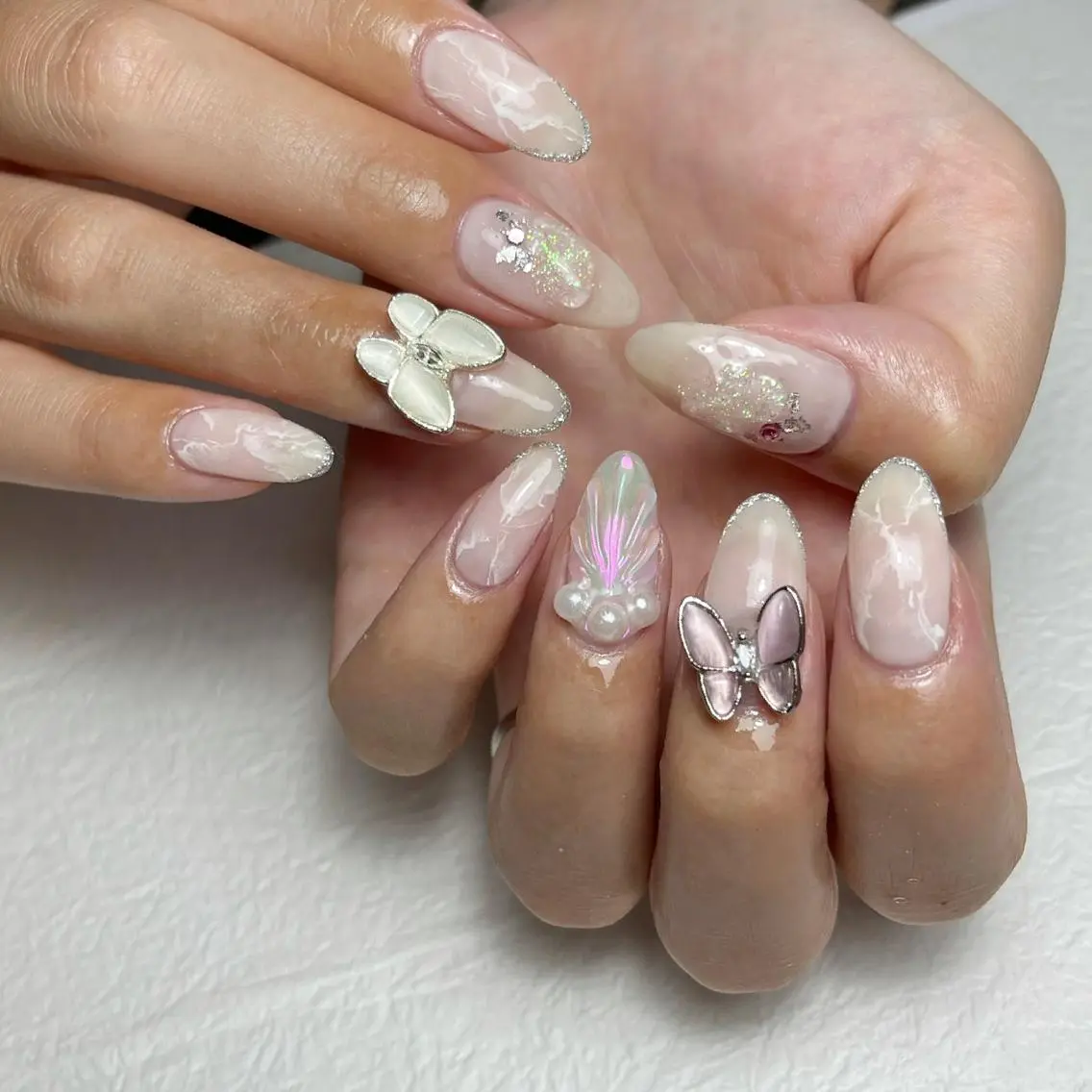 ネイル アートネイル ジェルネイル キラキラネイル ミラーネイル ニュアンスネイル Y nail なんば堀江店のネイルデザイン