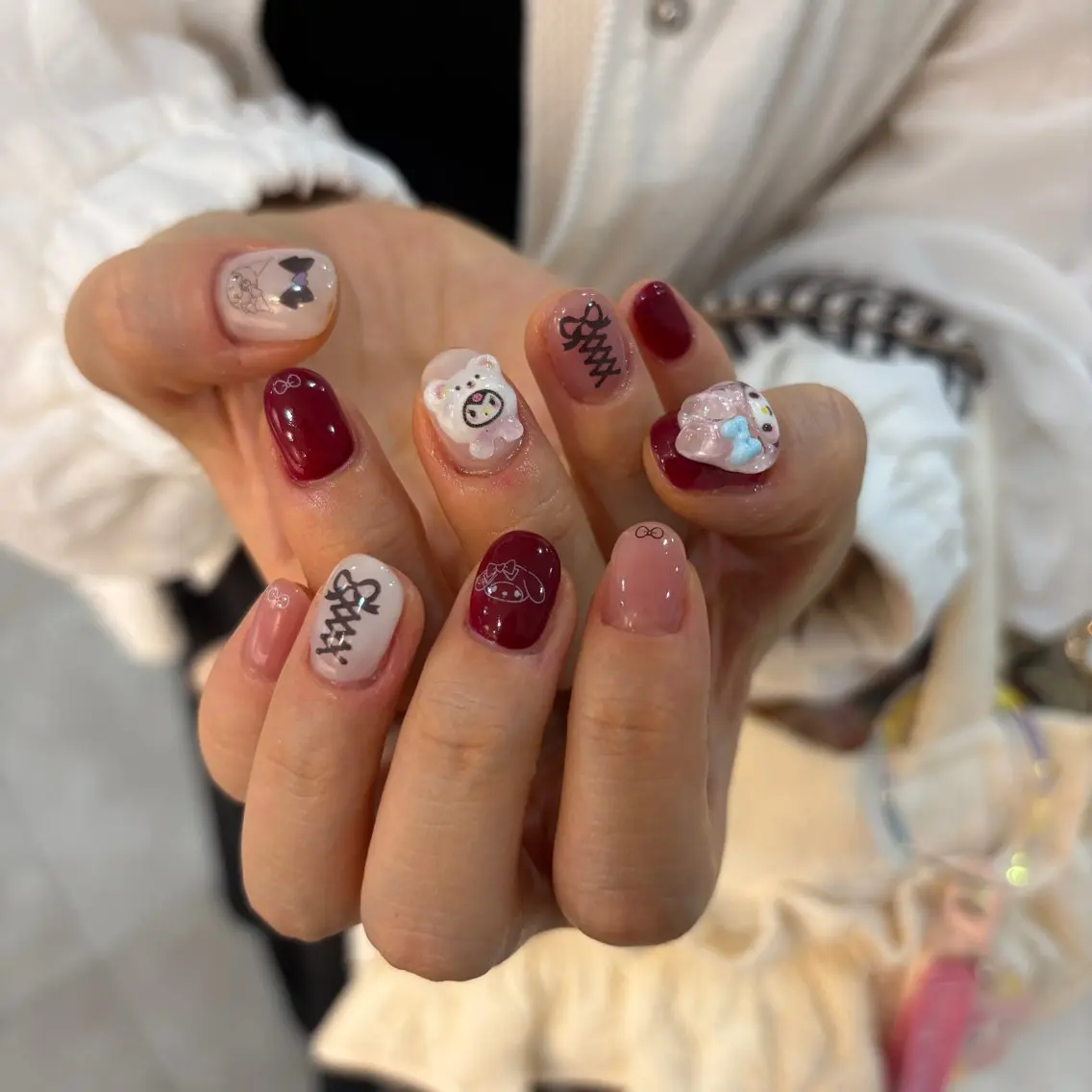 ネイル 持ち込み ハンドネイル フットネイル 栗田 ゆう子のネイルデザイン