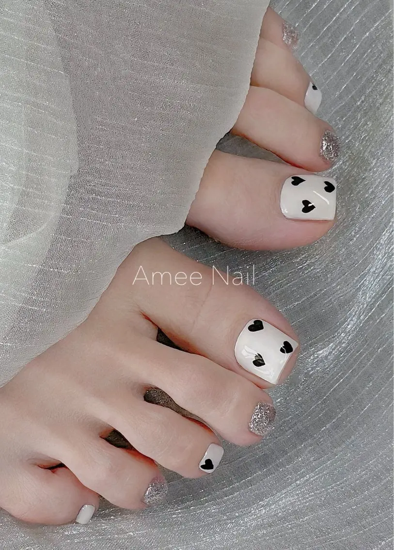 ネイル オーロラネイル クリアネイル フラッシュネイル ジェルネイル グラデーション フットネイル Amee Nail Salonのネイルデザイン