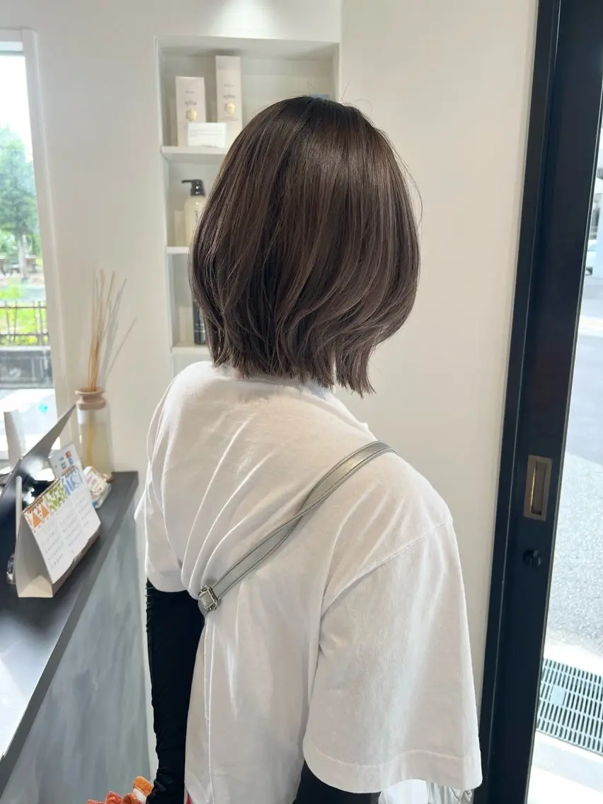 ショート ボブレイヤー ボブ レイヤーカット カット トリートメント 黒阪 なみのヘアスタイル