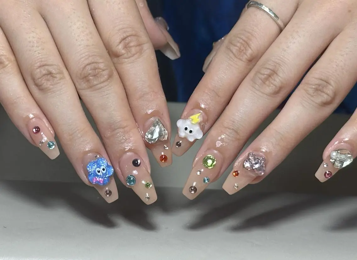 ネイル ハンドネイル ハンドケア 🍑 momo_nailのネイルデザイン