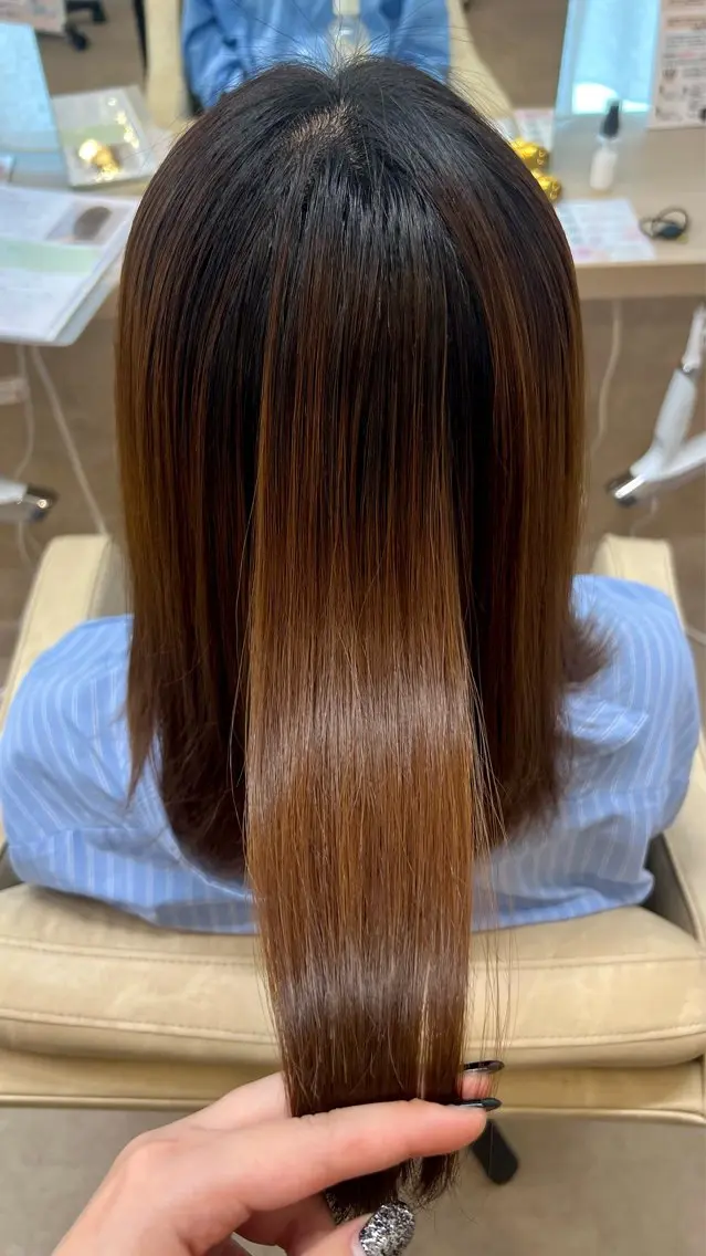 ミディアム ヘアカラー ヘッドスパ 山下 稚葉 艶髪/透明感カラーのヘアスタイル