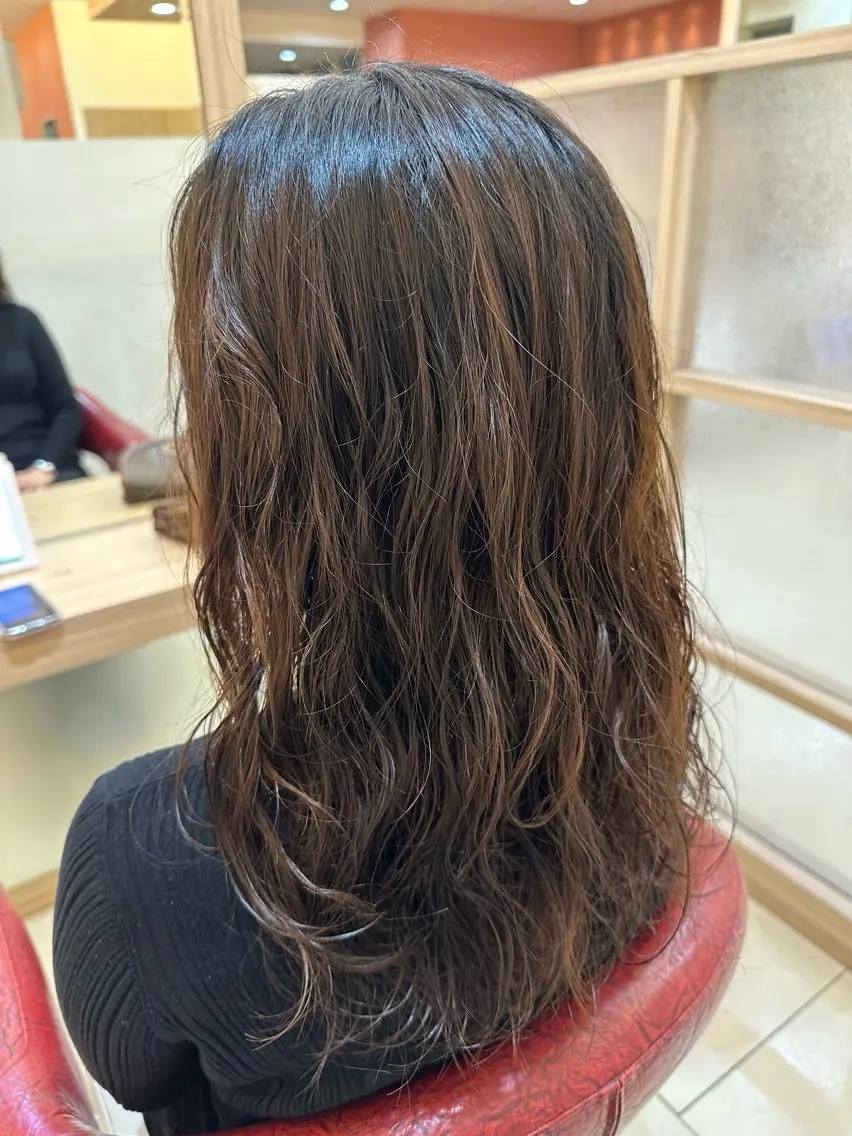 ロング パーマ ナチュラルヘア 神田一瑳のヘアスタイル