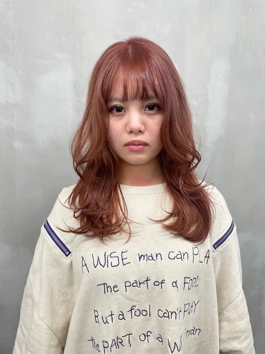 ロング カラー 菊地 柚乃のヘアスタイル