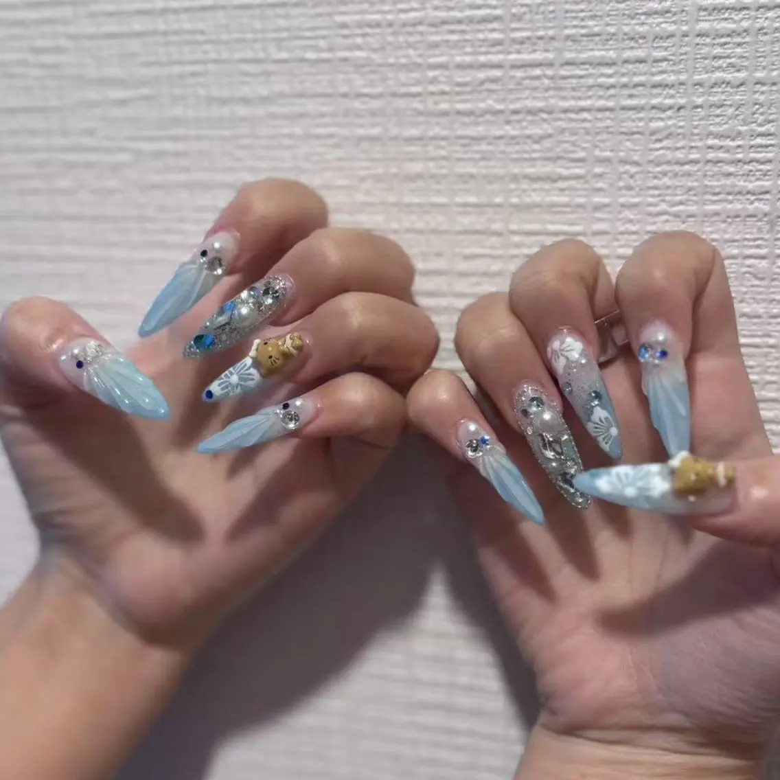 ネイル ハンドネイル Luna Gladeのネイルデザイン