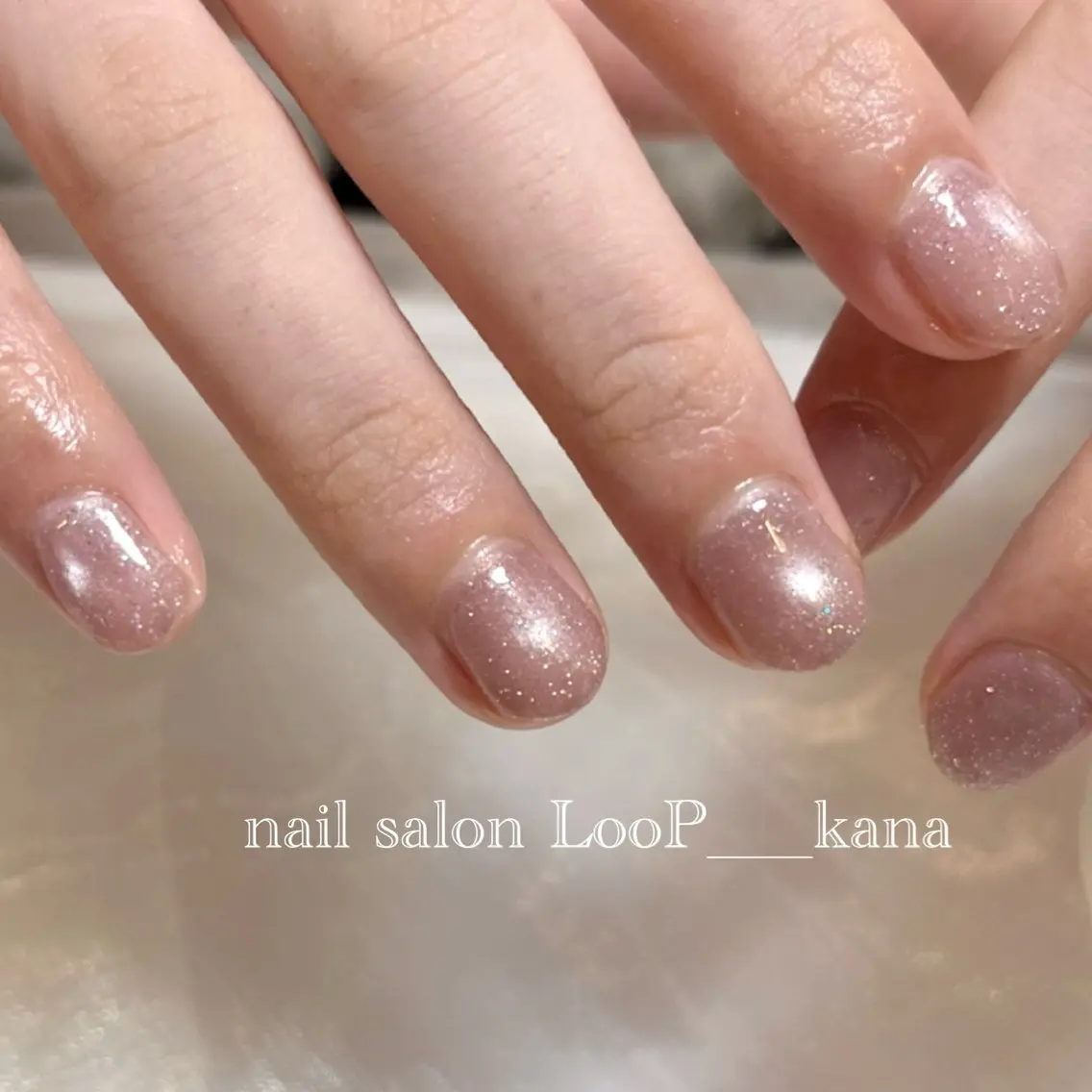 ネイル キラキラネイル マグネットネイル ピンク ピンクベージュ ネイルモデル募集中 LooP-kanaのネイルデザイン