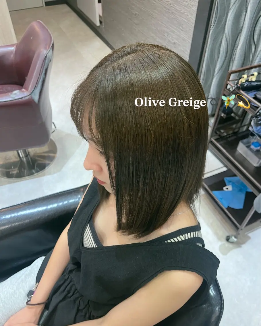 ミディアム カラー NANAMI 🐈‍⬛のヘアスタイル