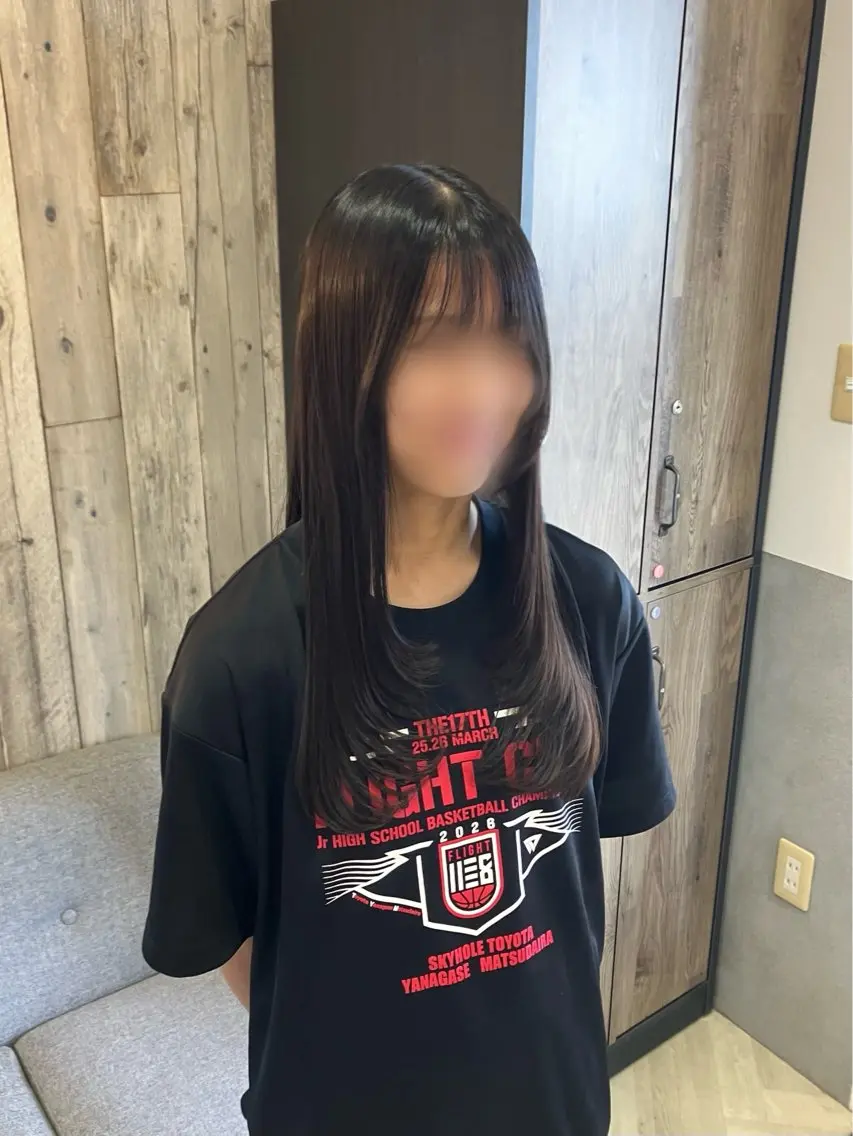 ロング レイヤーカット 藤田 七海のヘアスタイル