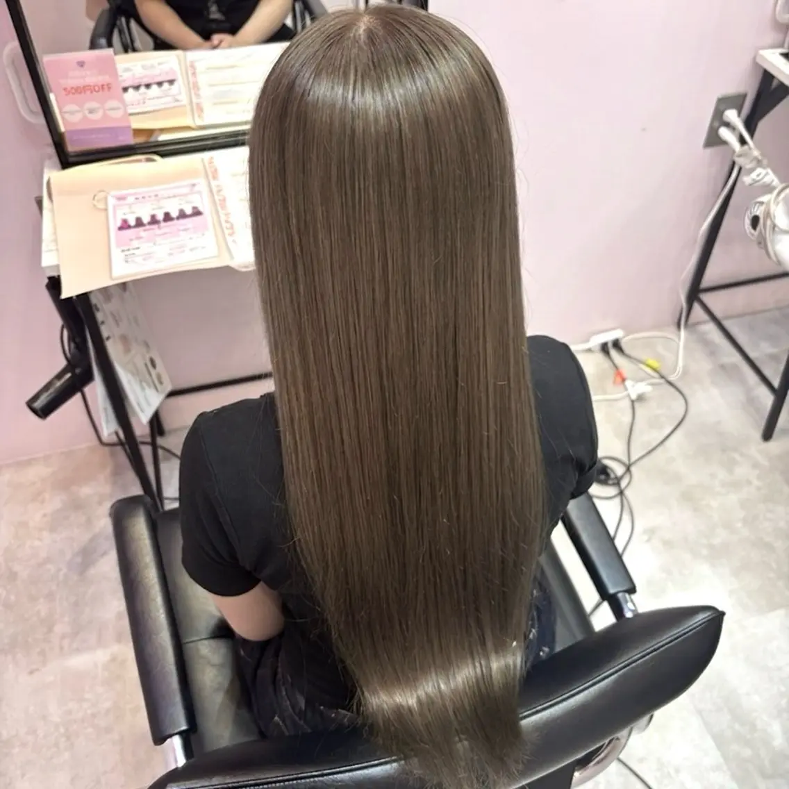 ロング カラー ベージュカラー ブリーチ 透明感カラー ヘーゼル ブリーチなしカラー ヘアカラー 透明感/艶カラー 💘Hanaのヘアスタイル