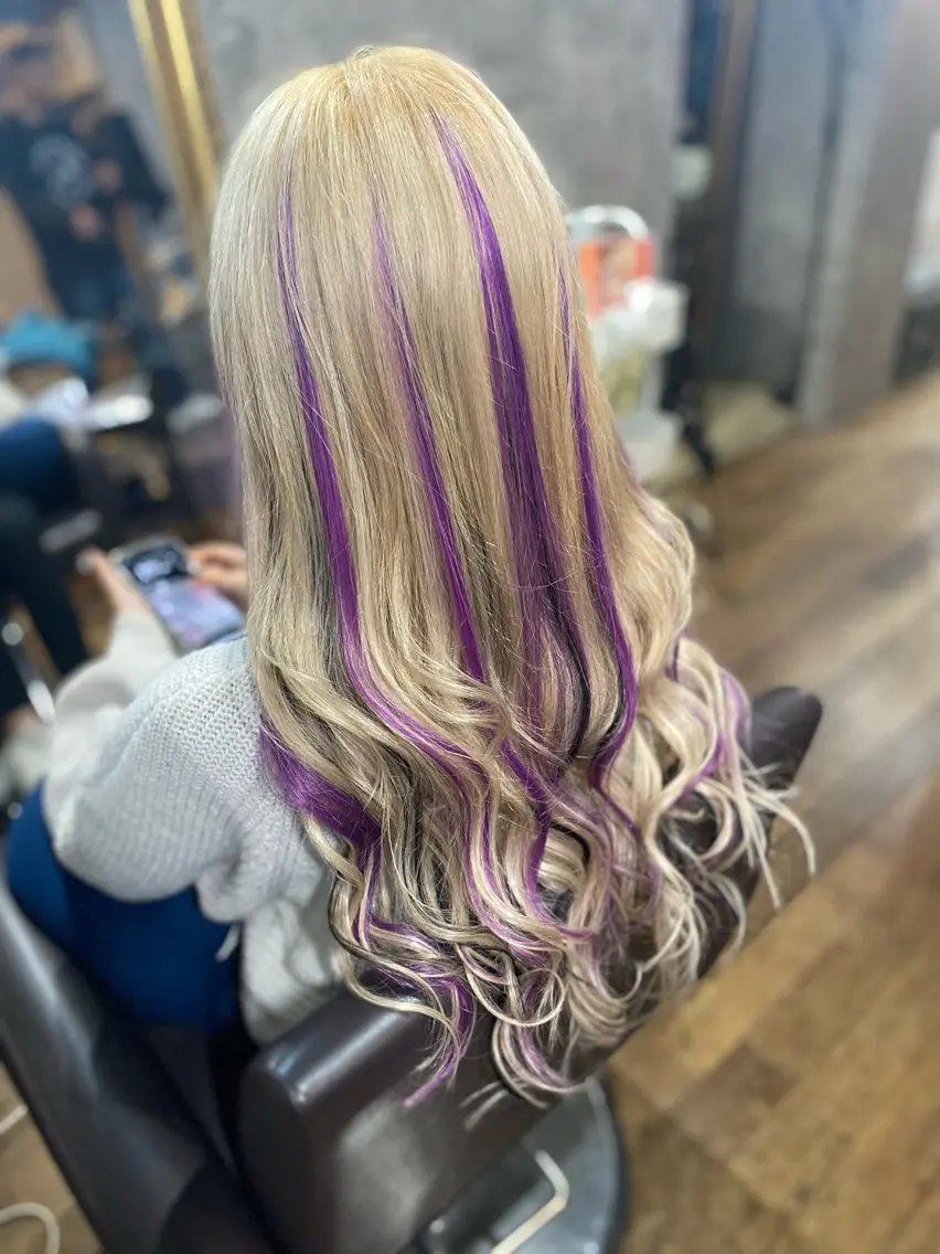 ロング ヘアカラー エクステ 吉川 眞之亮のヘアスタイル