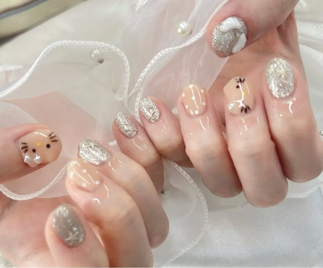 ネイル アートネイル シルバー ハンドネイル bijou nails 蓮のネイルデザイン