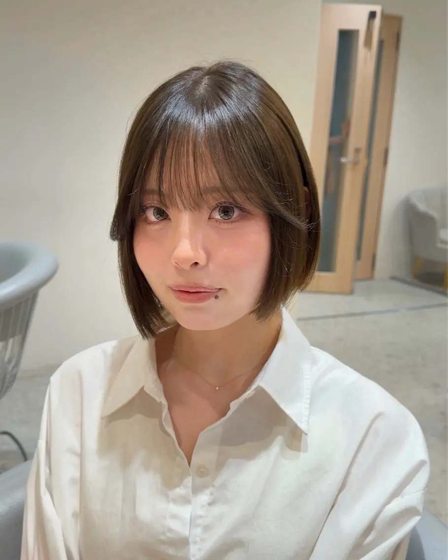 ミディアム カット ヘアカラー トリートメント けいし🐬ボブ 美髪縮毛矯正のヘアスタイル
