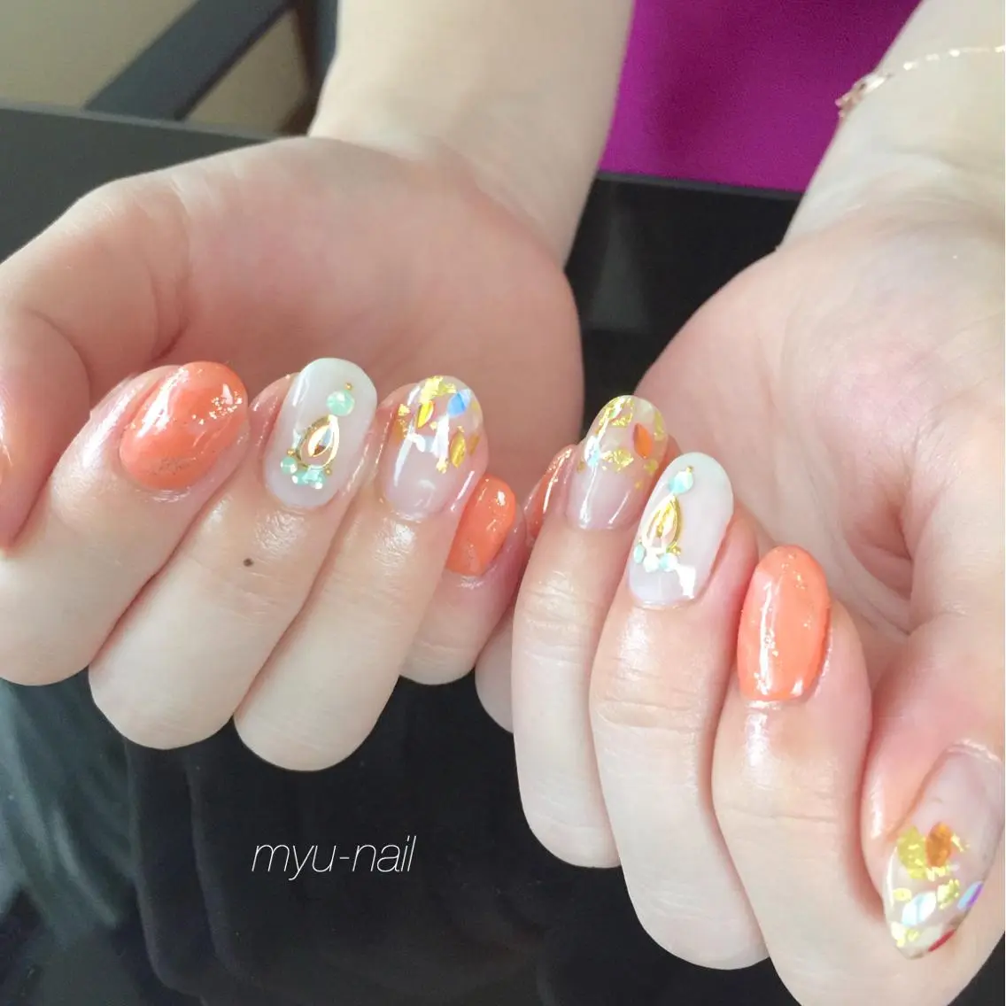 ネイル アートネイル ホログラムネイル オレンジ ホームサロン myu-nailのネイルデザイン