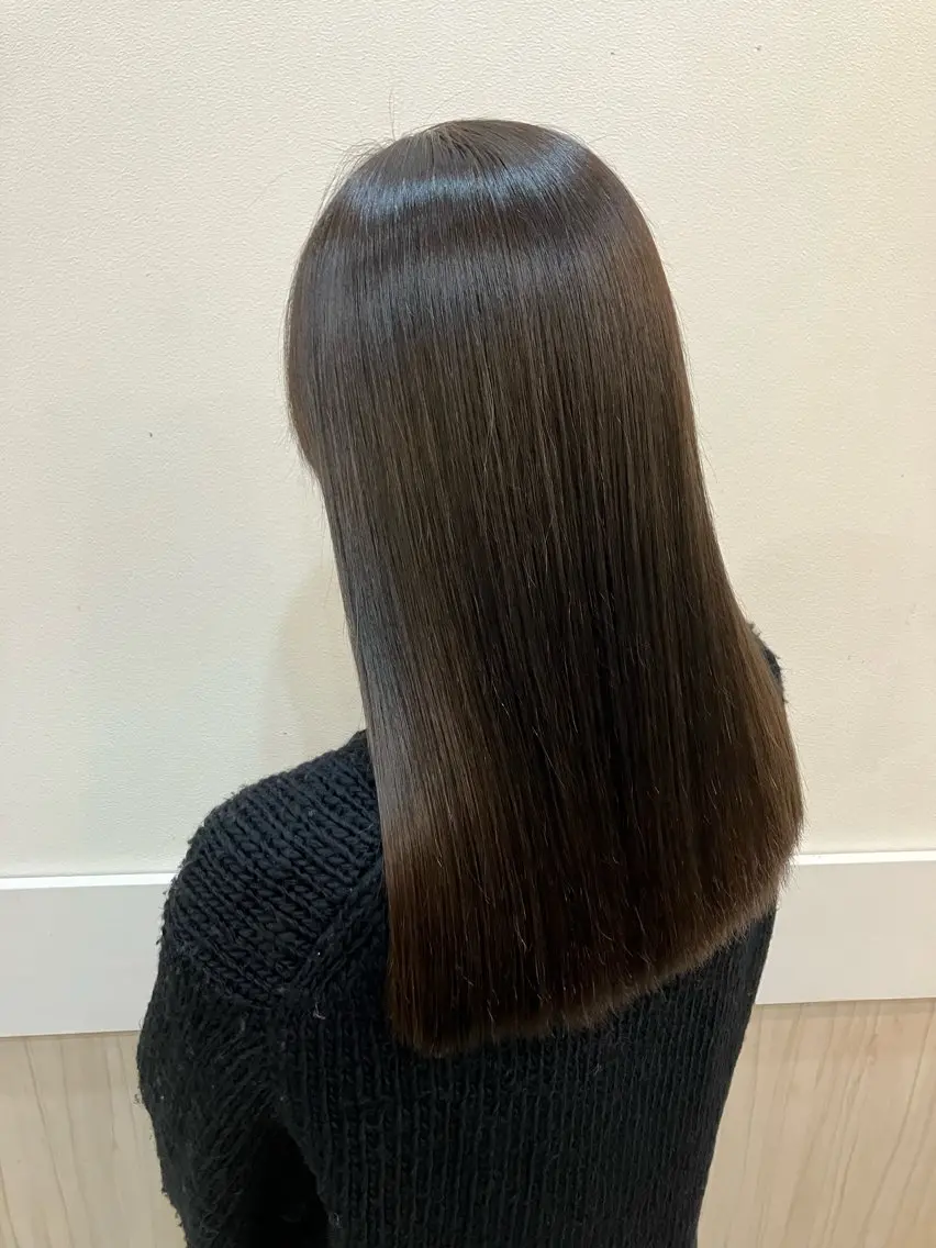 ミディアム 縮毛矯正 yukari 艶髪ヘアのヘアスタイル