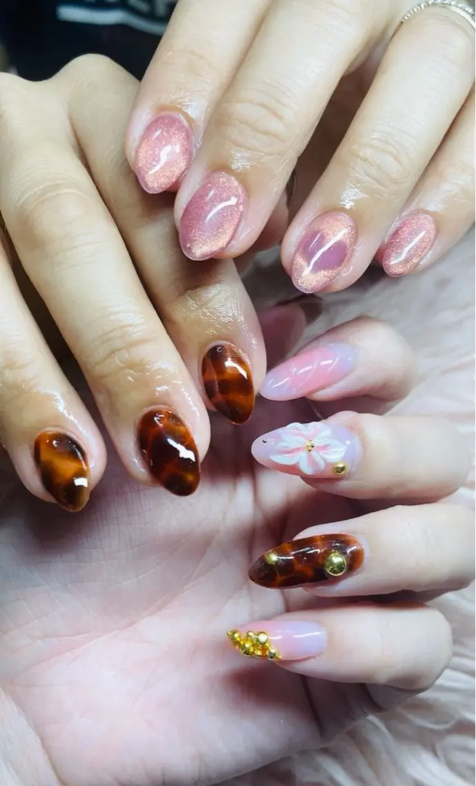 ネイル HandSnail 座間ネイルサロンのネイルデザイン