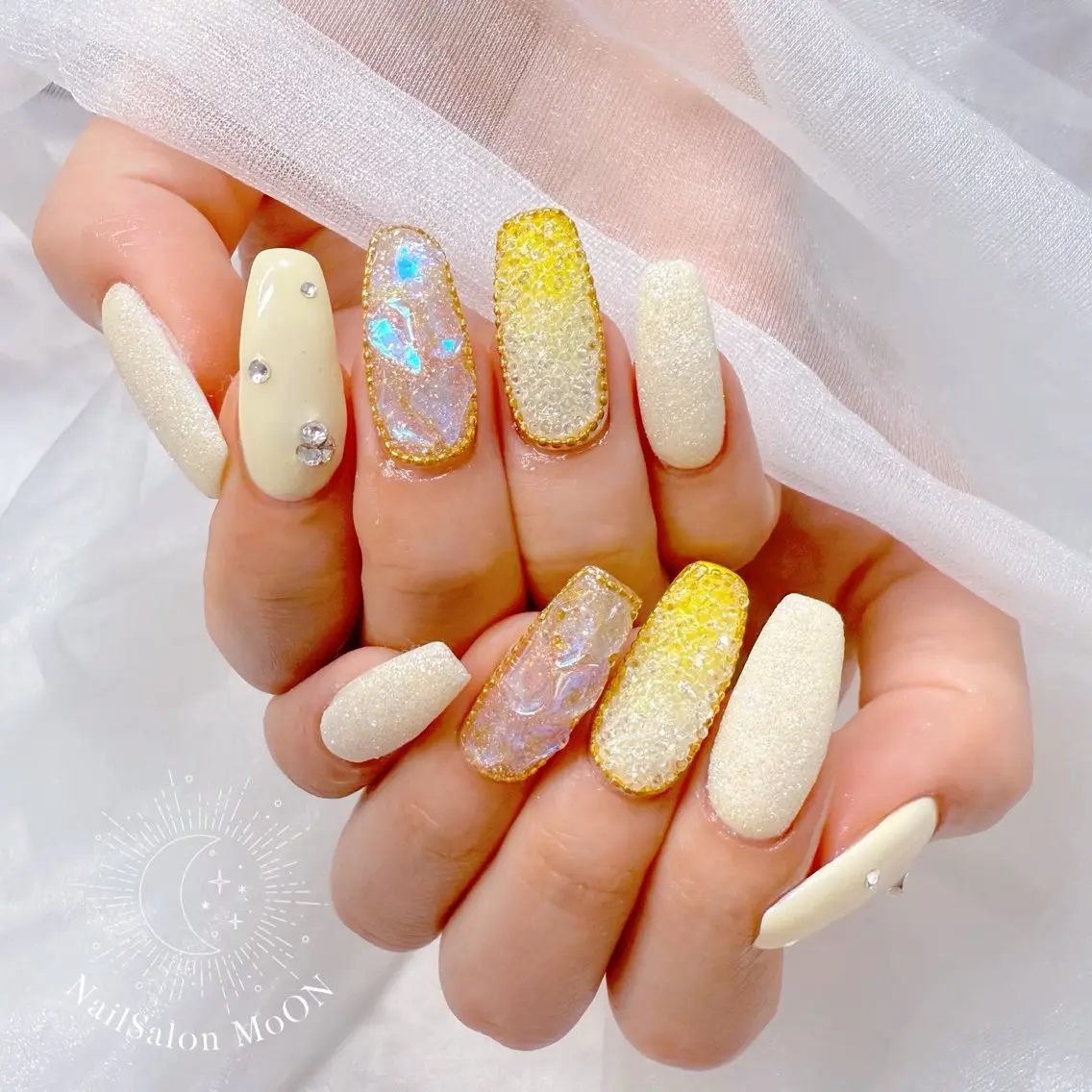 ネイル ハンドネイル ハンドケア MoON...❤︎ MeGuのネイルデザイン