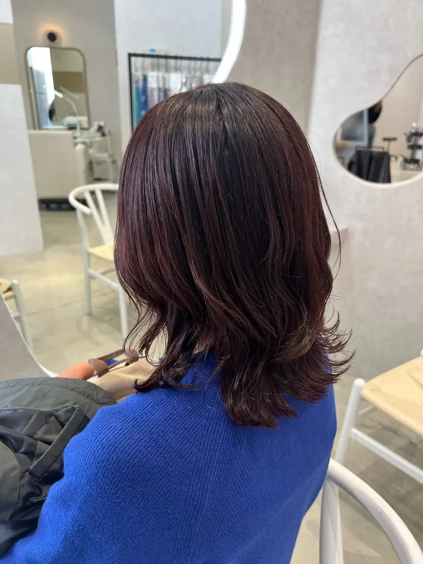 ミディアム カラー ブラウンカラー ピンクカラー ピンクブラウン 小池 夏美のヘアスタイル