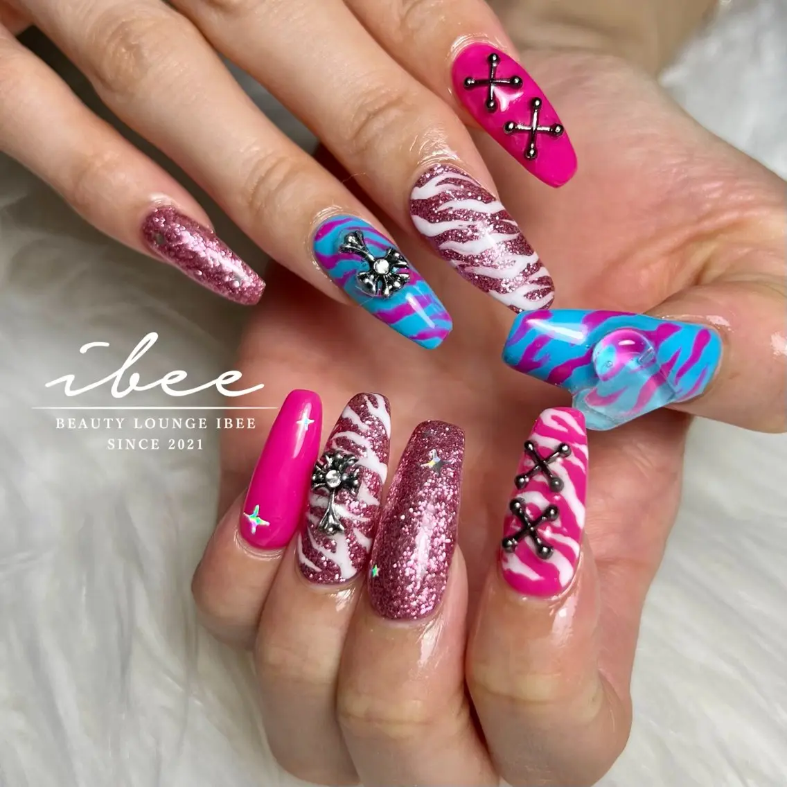 ネイル ibee nail 🤍yumiのネイルデザイン